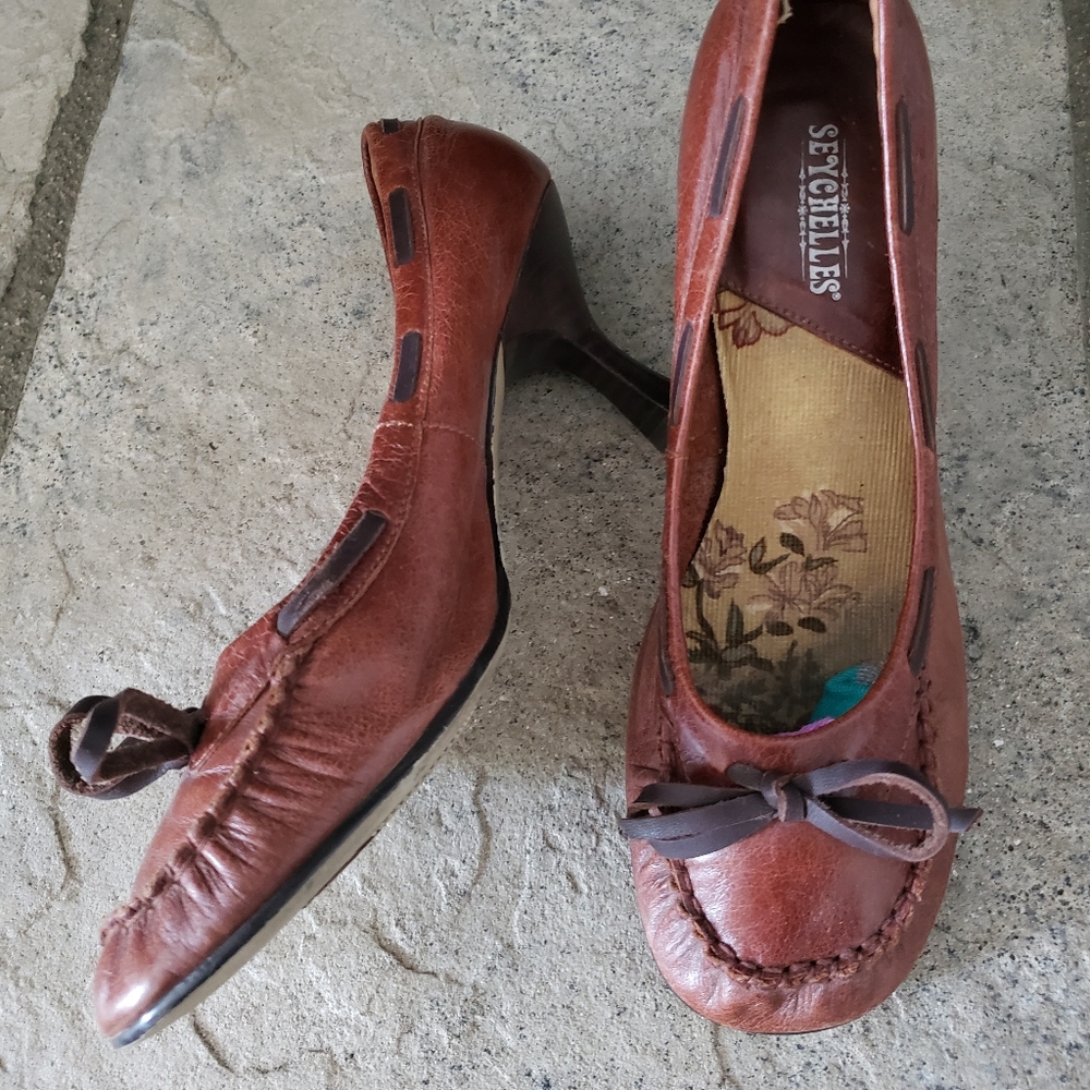 Seychelles | Vintage Brown Y2K Kitten Leather Heels